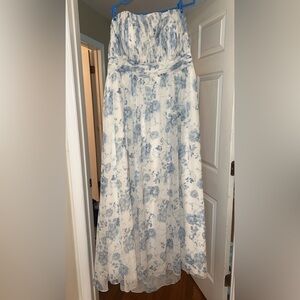 Floral Blue and White Women's dress